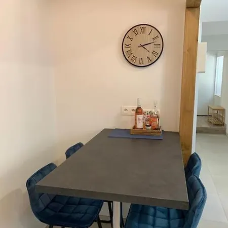 Maison Avec Piscine Pour 10 A 14 Personnes * Saint-Géry