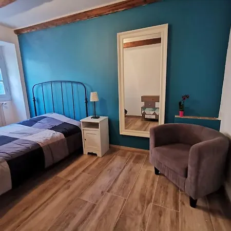 Maison Avec Piscine Pour 10 A 14 Personnes *